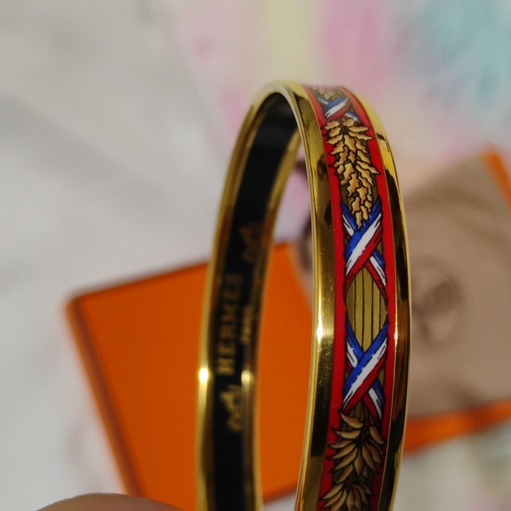 SALE! Authentic Hermes Red Enamel 6Cm Bangle W Box/Bag Amazing Condition - Picture 4 of 15